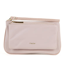 
                    Shop Bentley Rose Portefeuille à dragonne avec rabat Tracker Luxelite in Canada at only $20.99 1st look
                  