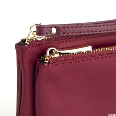 Shop Bentley Rouge foncé Portefeuille à dragonne avec rabat Tracker Luxelite in Canada at only $20.99 5th look