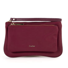 Shop Bentley Rouge foncé Portefeuille à dragonne avec rabat Tracker Luxelite in Canada at only $20.99 1st look