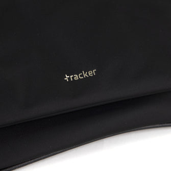 
                    Shop Bentley Noir Portefeuille à dragonne avec rabat Tracker Luxelite in Canada at only $20.99 4th look
                  