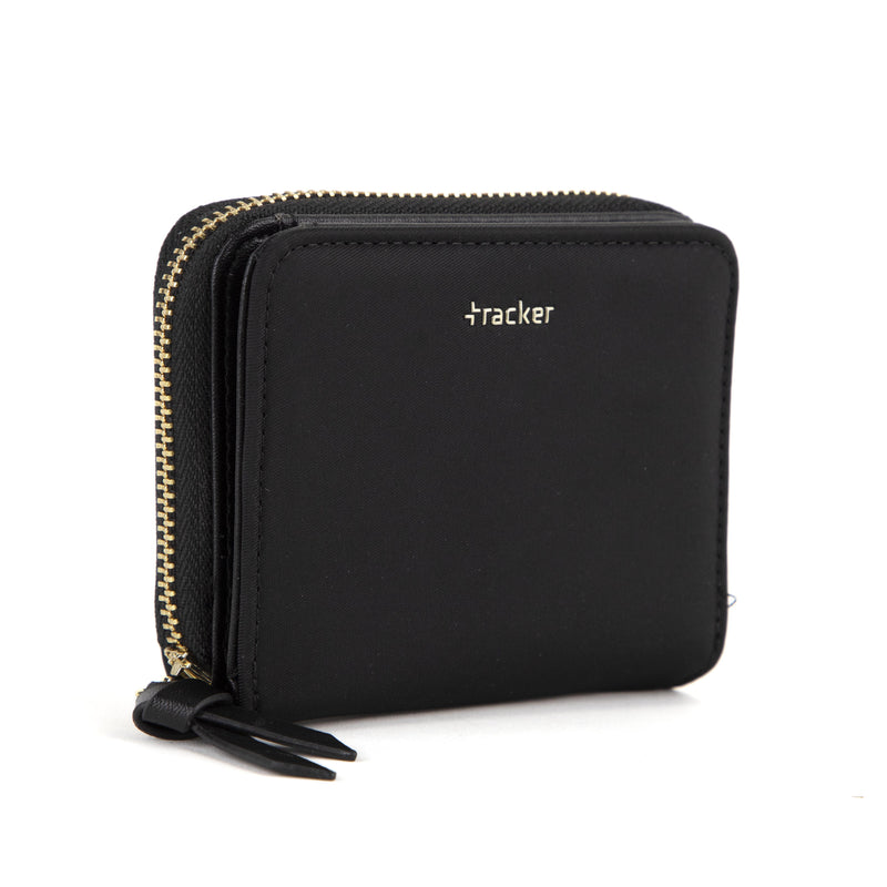 
        Shop Bentley Black Tracker LuxeLite Wallet in Canada at only $20.99 20th look
      