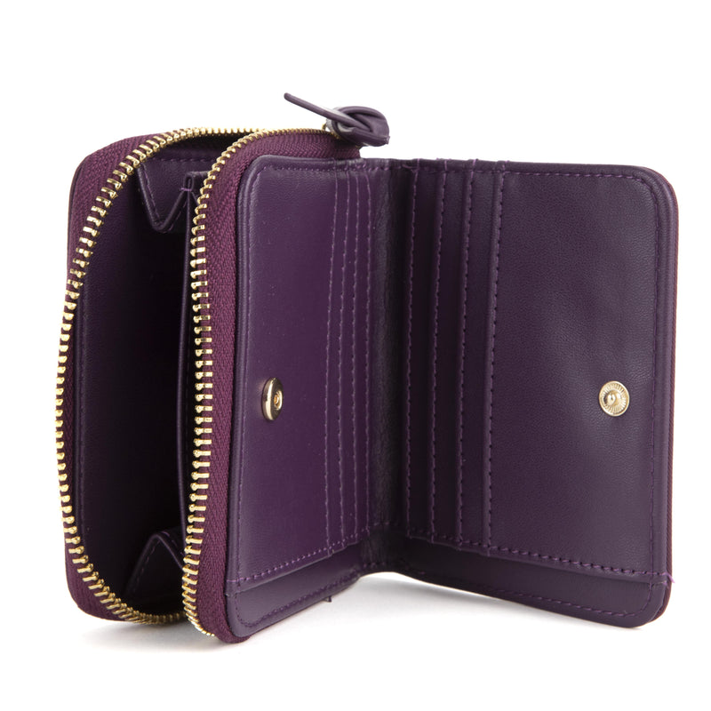 
        Shop Bentley Purple Tracker LuxeLite Wallet in Canada at only $20.99 5th look
      