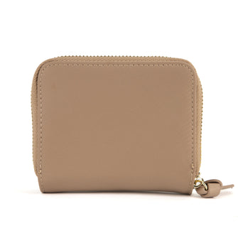 
                    Shop Bentley Beige Portefeuille à fermeture à glissière LuxeLite Tracker in Canada at only $20.99 2nd look
                  