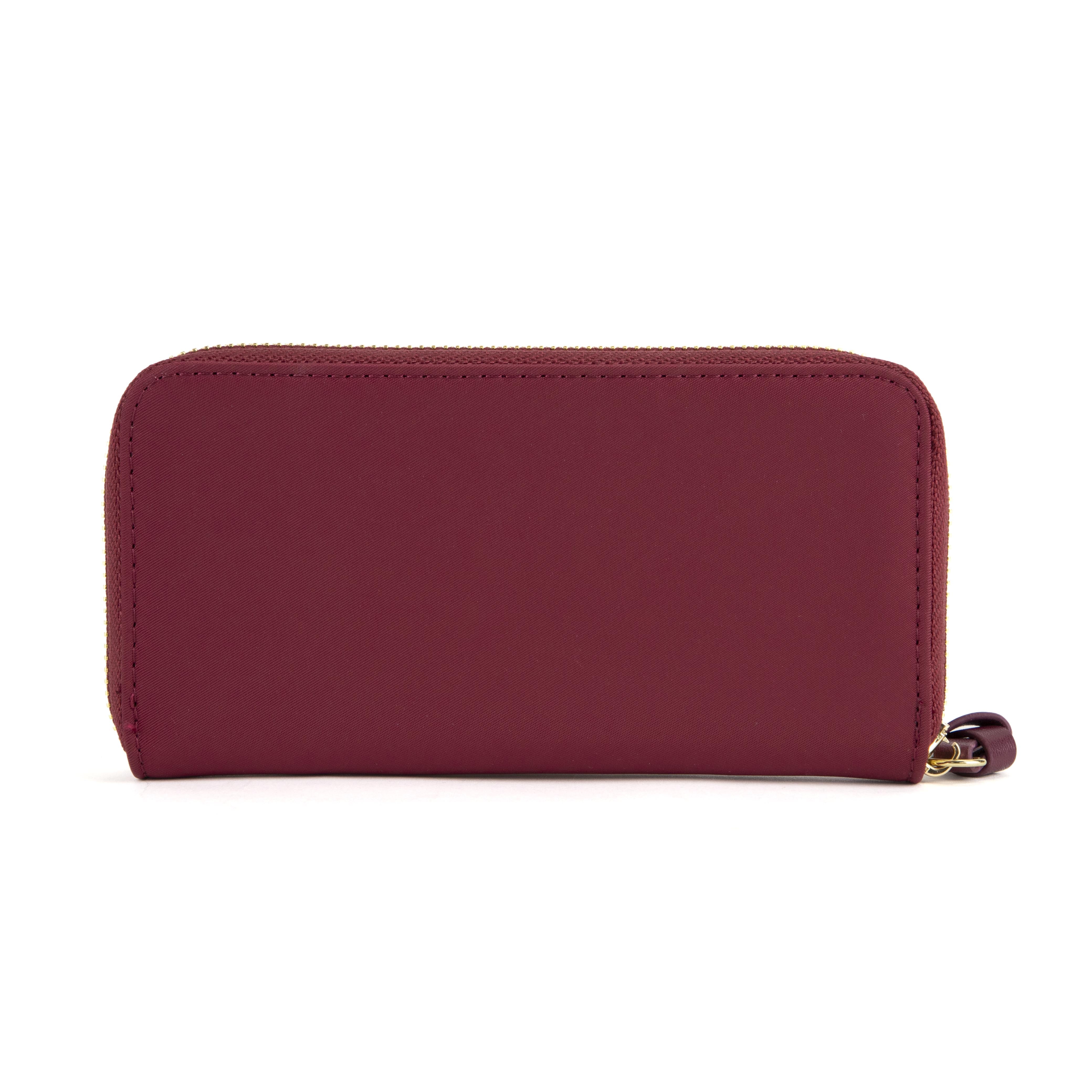 Shop Bentley Rouge foncé Portefeuille LuxeLite Tracker in Canada at only $20.99 2nd look