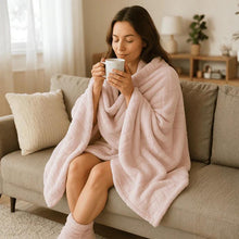 
                    Shop Bentley Rose Ensemble jeté et tasse in Canada at only $24.99 1st look
                  