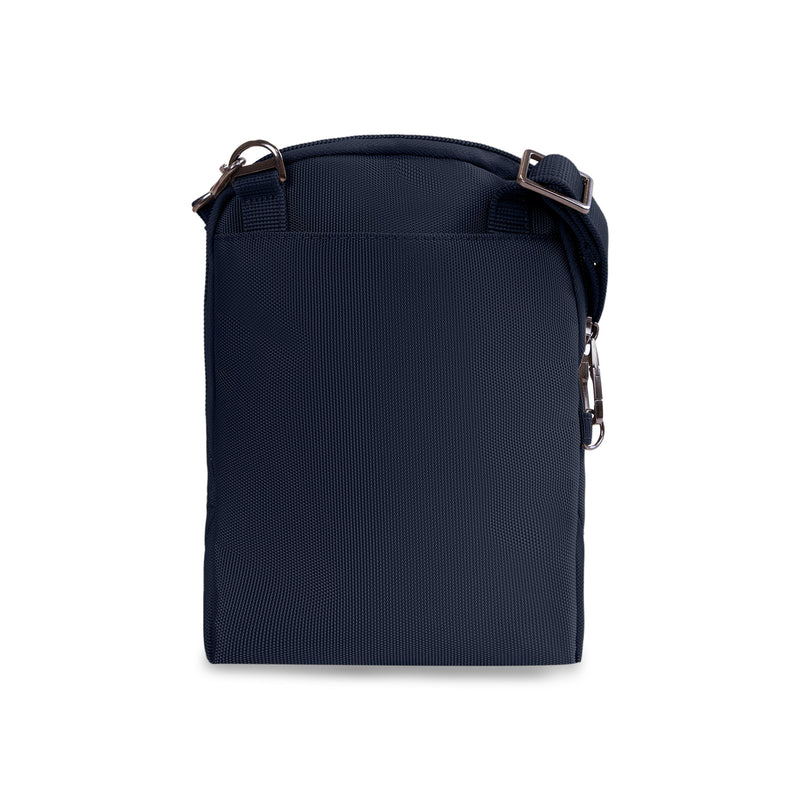 
        Shop Bentley Marine Tracker Secure Sac bandoulière antivol in Canada at only $59.99 14th look
      