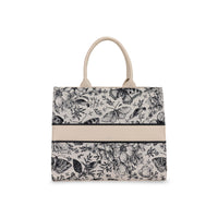 
                      Shop Bentley Black Combo Riona Enchanted Tote in Canada at only $89.99 2nd look
                    