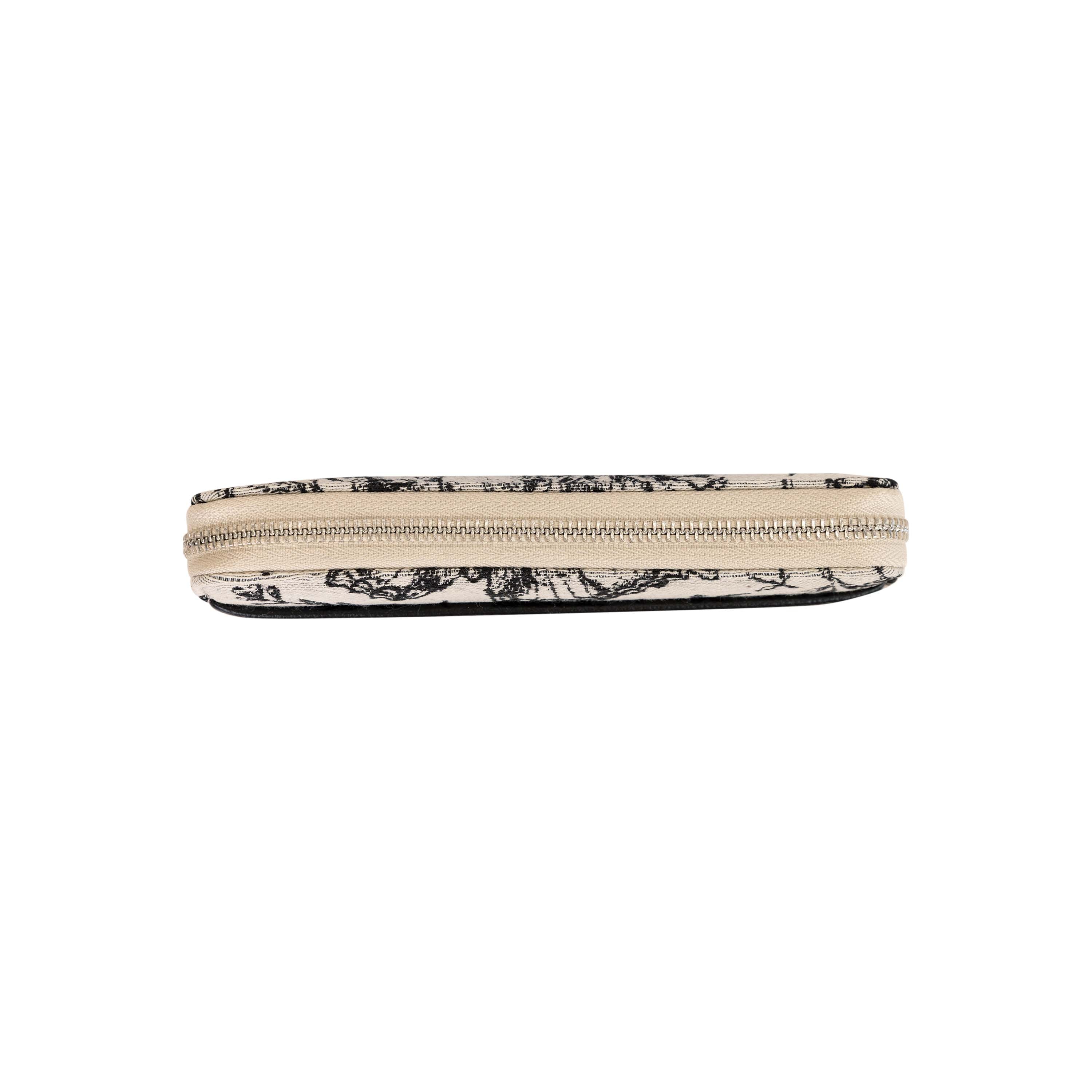 Shop Bentley Black Combo Riona Enchanted Wallet in Canada at only $49.99 4th look