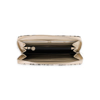 
                      Shop Bentley Black Combo Riona Enchanted Wallet in Canada at only $49.99 6th look
                    