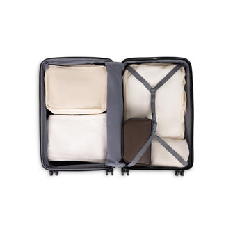 
                    Shop Bentley Black Samsonite Winfield Medium Check-in in Canada at only $189.99 6th look
                  