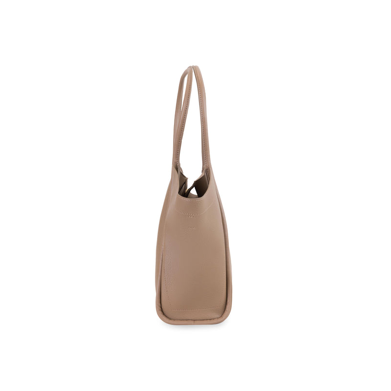 
        Shop Bentley Taupe Riona Hepburn Large Tote in Canada at only $79.99 15th look
      