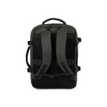 
                    Shop Bentley Grey Tracker Vertex Pro backpack in Canada at only $79.99 9th look
                  
