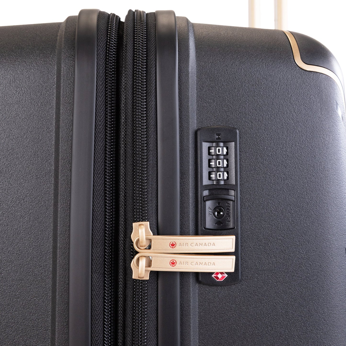 Air Canada Logan Medium Check-in