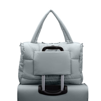 
                    Shop Bentley MGris Fourre-tout matelassé Bugatti Downtown Essentials in Canada at only $49.99 4th look
                  
