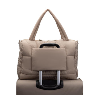 
                    Shop Bentley MTaupe Fourre-tout matelassé Bugatti Downtown Essentials in Canada at only $49.99 4th look
                  