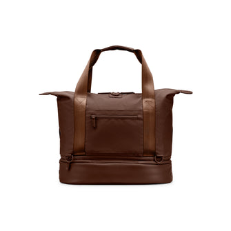 
                    Shop Bentley Brun Bugatti Raphael Sac fourre-tout convertible 4-en-1 in Canada at only $98.00 3rd look
                  