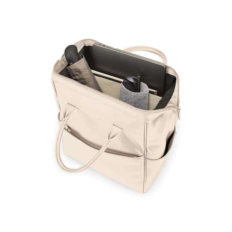 
        Shop Bentley Latté Sac à dos Bugatti Lagos in Canada at only $49.99 24th look
      