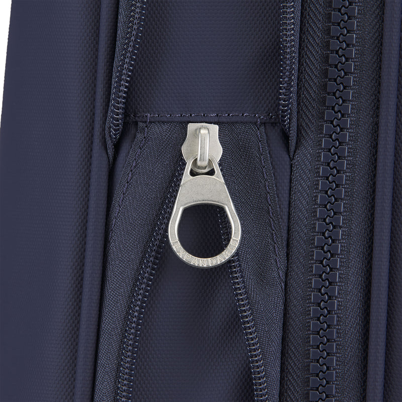 
        Shop Bentley Navy Bugatti Amsterdam Carry-On in Canada at only $140.00 18th look
      