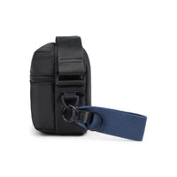 
                      Shop Bentley Noir Sac à bandoulière Bugatti Downtown Essentials in Canada at only $20.99 6th look
                    