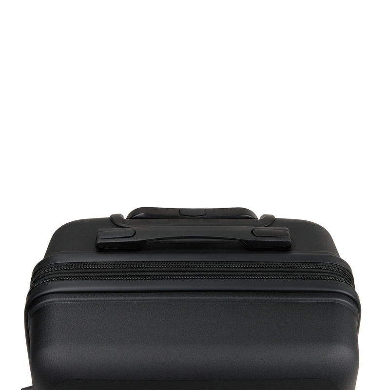 
        Shop Bentley Violet Ensemble de 2 valises Bugatti Seoul in Canada at only $169.99 35th look
      