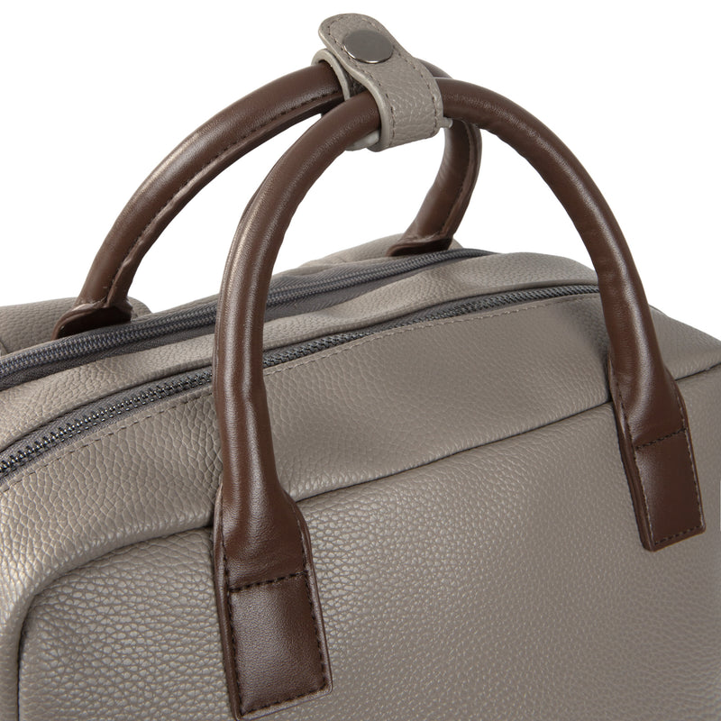 
        Shop Bentley Gris Sac à dos Bugatti Contrast  in Canada at only $97.99 17th look
      