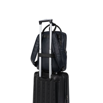 
                    Shop Bentley Bleu marine Sac à dos Bugatti Contrast  in Canada at only $97.99 7th look
                  