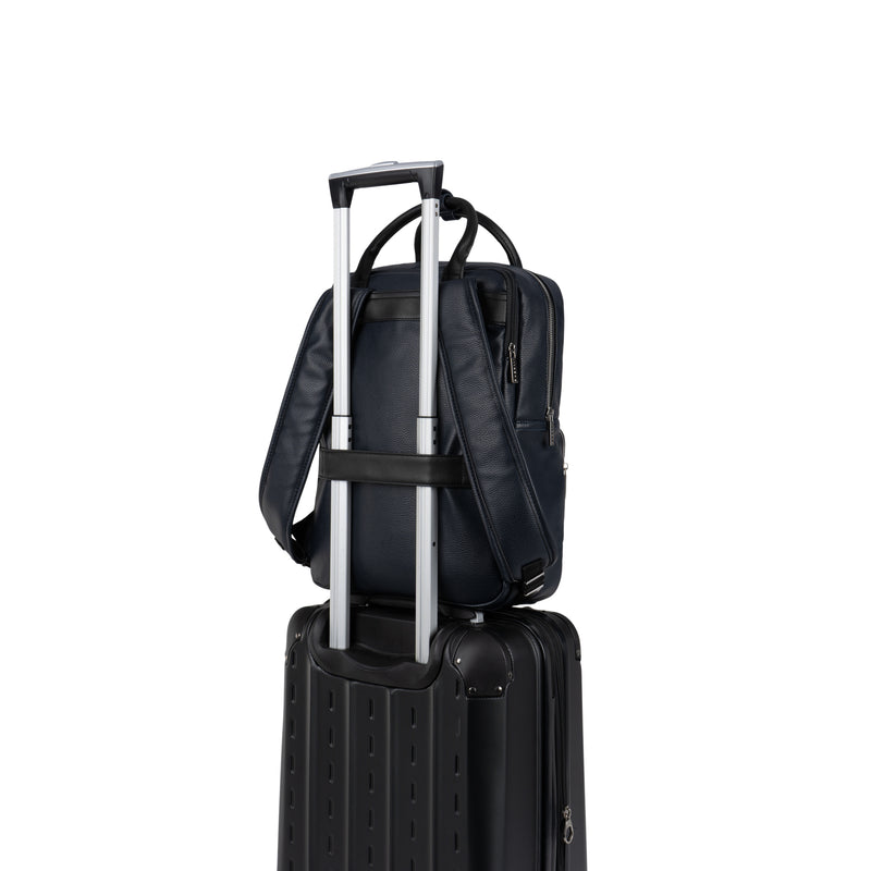 
        Shop Bentley Bleu marine Sac à dos Bugatti Contrast  in Canada at only $97.99 14th look
      