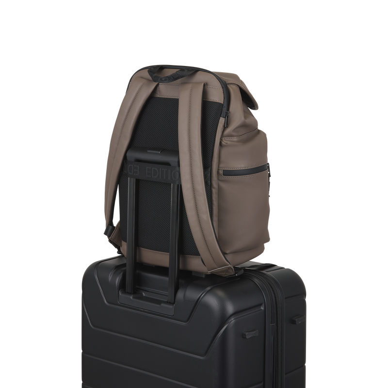 
        Shop Bentley Noir Sac à dos Vision Edition22 in Canada at only $89.99 12th look
      