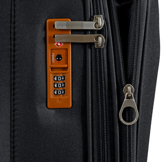 
                    Shop Bentley Noir Ensemble de 3 valises VClassic in Canada at only $249.99 7th look
                  