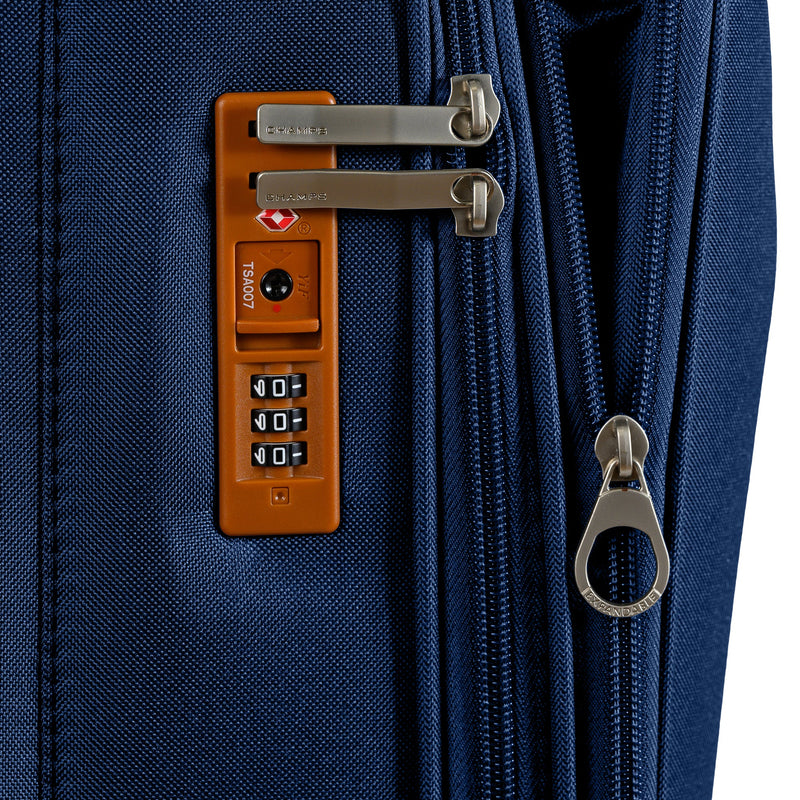 
        Shop Bentley Bleu marine Ensemble de 3 valises VClassic in Canada at only $249.99 46th look
      