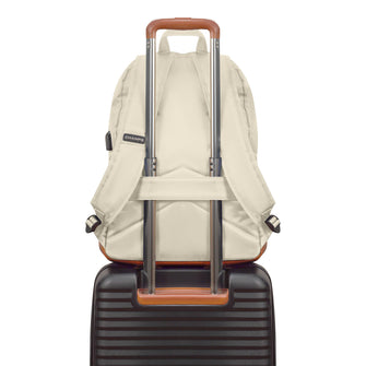 
                    Shop Bentley Ivoire Sac à dos du quotidien Champs Vintage in Canada at only $99.99 5th look
                  