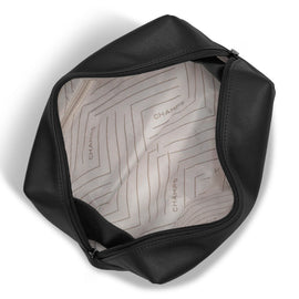 
                    Shop Bentley Black Champs Onyx Leather Toiletry Bag in Canada at only $49.99 5th look
                  