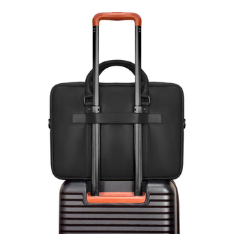 
                    Shop Bentley Noir Porte-documents mince en cuir Champs Onyx in Canada at only $149.99 7th look
                  