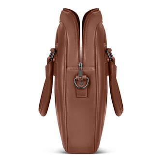 
                    Shop Bentley Brun Porte-documents mince en cuir Champs Onyx in Canada at only $149.99 8th look
                  