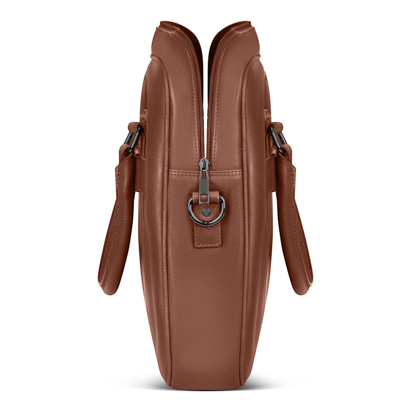 
        Shop Bentley Brun Porte-documents mince en cuir Champs Onyx in Canada at only $149.99 16th look
      