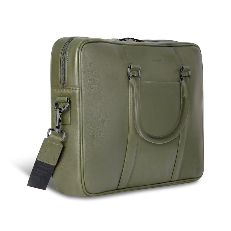 
        Shop Bentley Kaki Porte-documents mince en cuir Champs Onyx in Canada at only $149.99 19th look
      