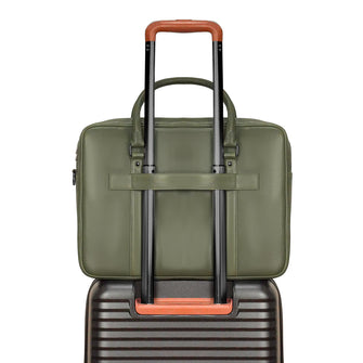 
                    Shop Bentley Kaki Porte-documents en cuir Champs Onyx in Canada at only $199.99 7th look
                  