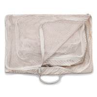 
                      Shop Bentley Blanc cassé Ensemble de 6 cubes de rangement de voyage Champs Vintage in Canada at only $39.99 6th look
                    
