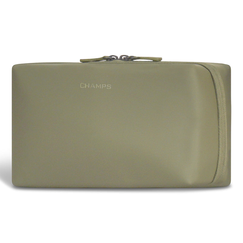 
        Shop Bentley Green Champs Onyx Toiletry Bag in Canada at only $49.99 8th look
      