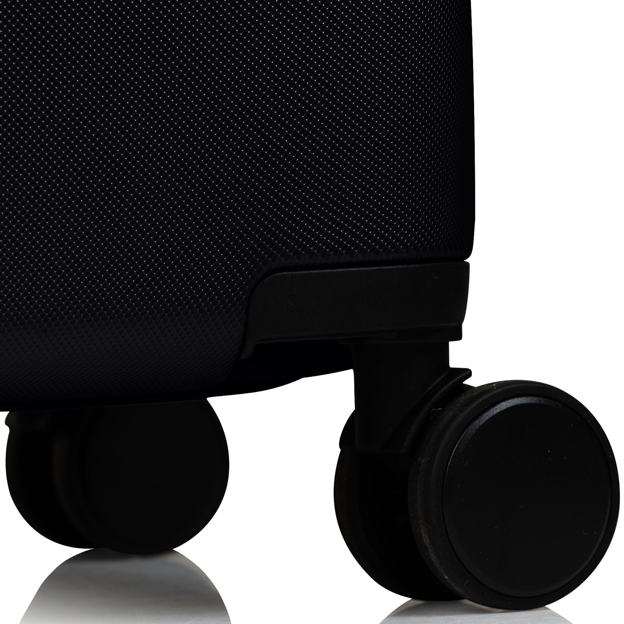 Shop Bentley Noir Ensemble de 3 valises Champs Earth in Canada at only $349.99 3rd look