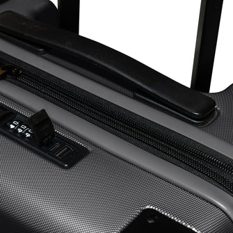 
                    Shop Bentley Noir Ensemble de 3 valises Champs Earth in Canada at only $349.99 6th look
                  