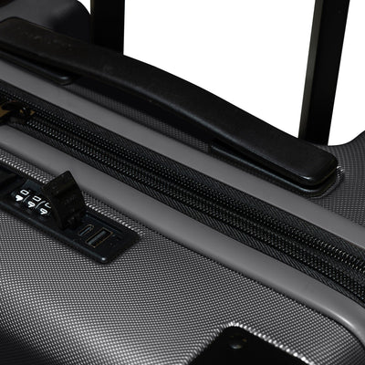 Shop Bentley Noir Ensemble de 3 valises Champs Earth in Canada at only $349.99 6th look