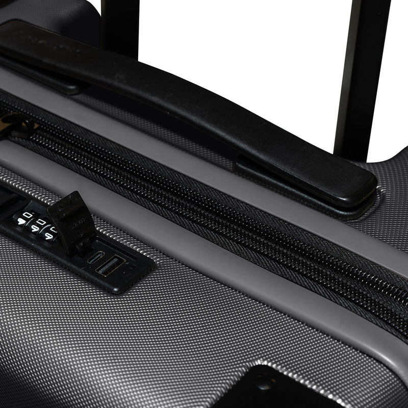 
        Shop Bentley Noir Ensemble de 3 valises Champs Earth in Canada at only $349.99 6th look
      