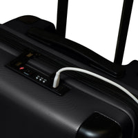 
                      Shop Bentley Noir Ensemble de 3 valises Champs Earth in Canada at only $349.99 7th look
                    