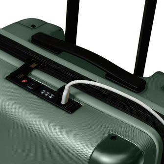 
                    Shop Bentley Marine Ensemble de 3 valises Champs Earth in Canada at only $349.99 7th look
                  