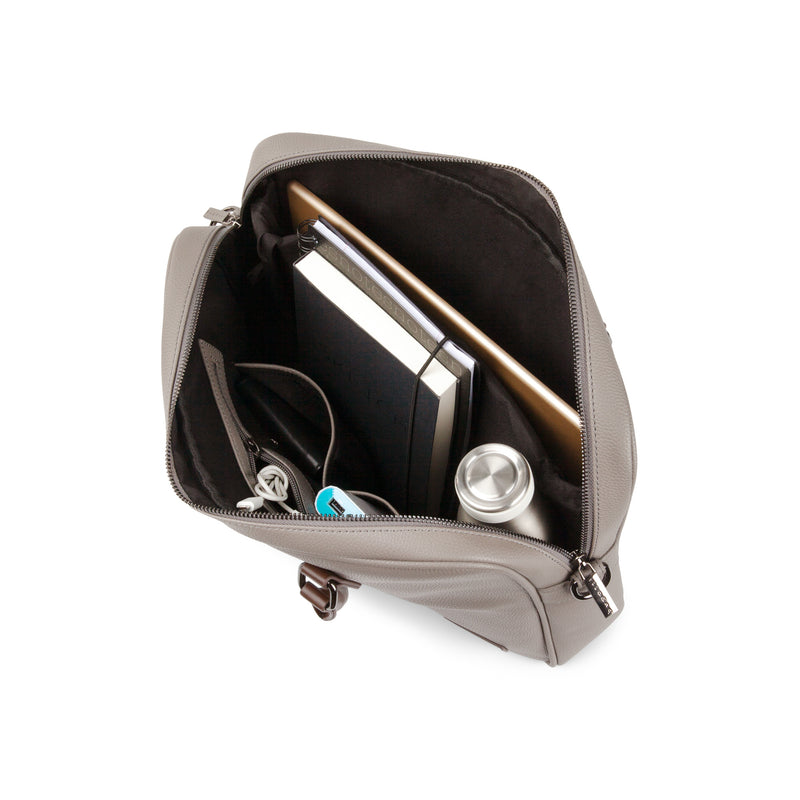 
        Shop Bentley Grey Bugatti Contrast Briefcase in Canada at only $109.99 5th look
      