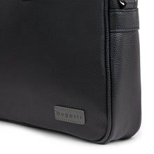 
                    Shop Bentley Noir Malette Bugatti Contrast  in Canada at only $109.99 4th look
                  