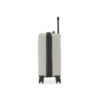 
                    Shop Bentley Gris pierre Ensemble de 2 valises Bugatti Tokyo in Canada at only $167.99 5th look
                  