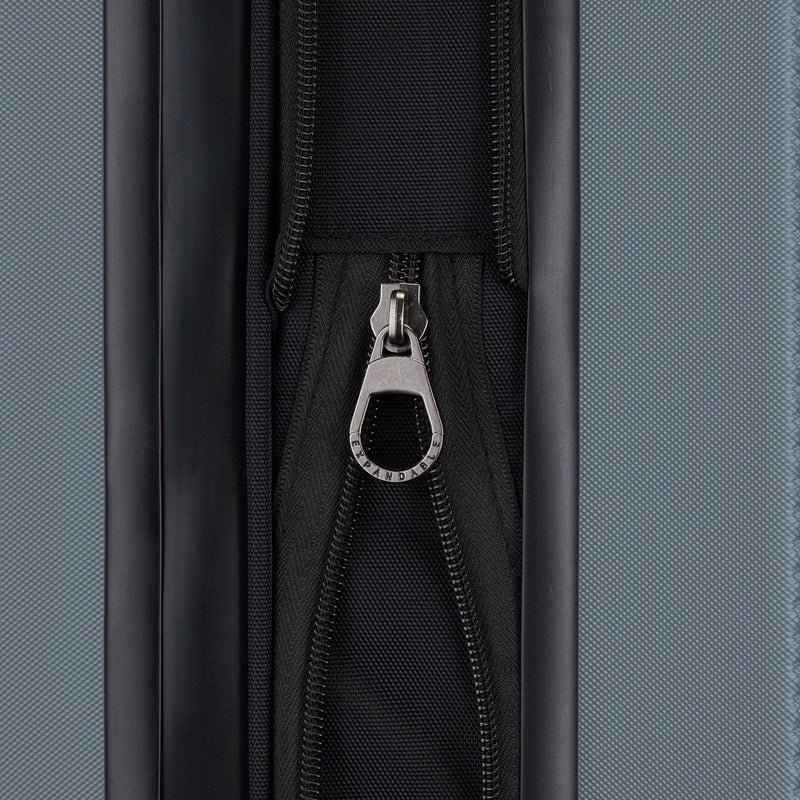 
        Shop Bentley Stormy Valise de cabine Bugatti Brussels  in Canada at only $89.99 24th look
      