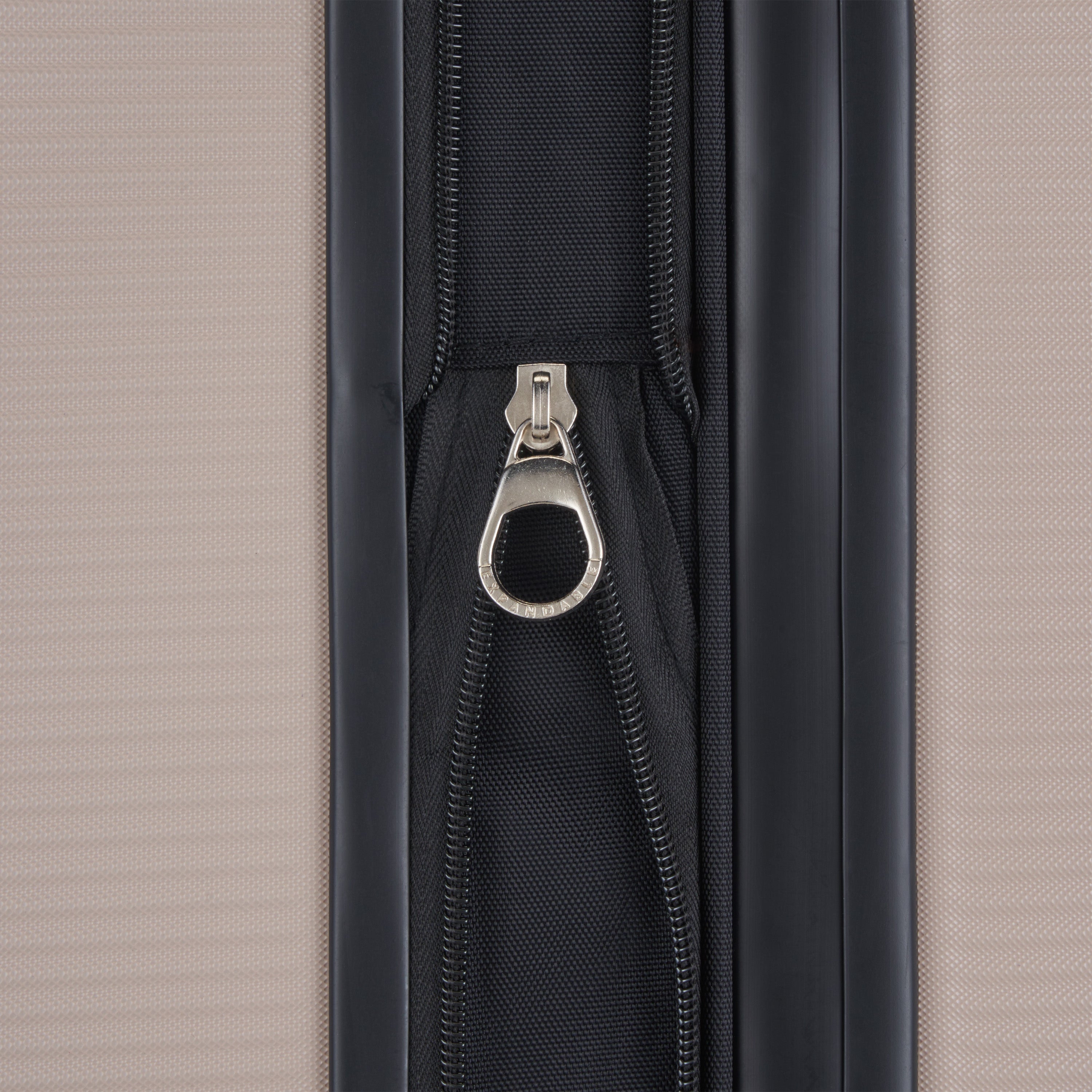 Shop Bentley Beige Ensemble 3 pièces Bugatti Wellington  in Canada at only $300.99 17th look